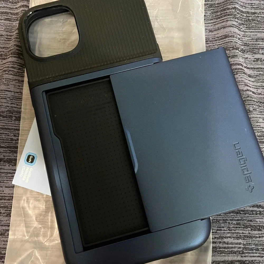 The Unbranded Brand slim armor